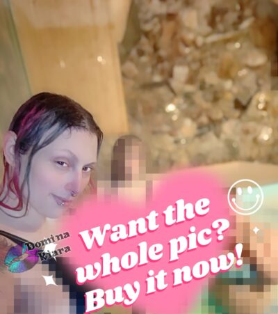 Mistress Kiara and friends in a hot tub